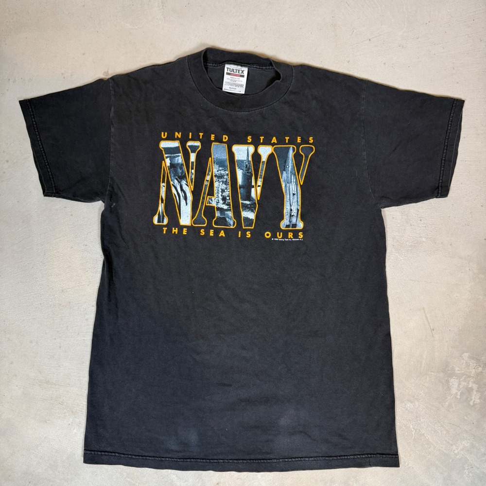 Vintage 1998 US Navy The Sea Is Ours Tultex T-Shirt Mens Medium Black 90s Shirt